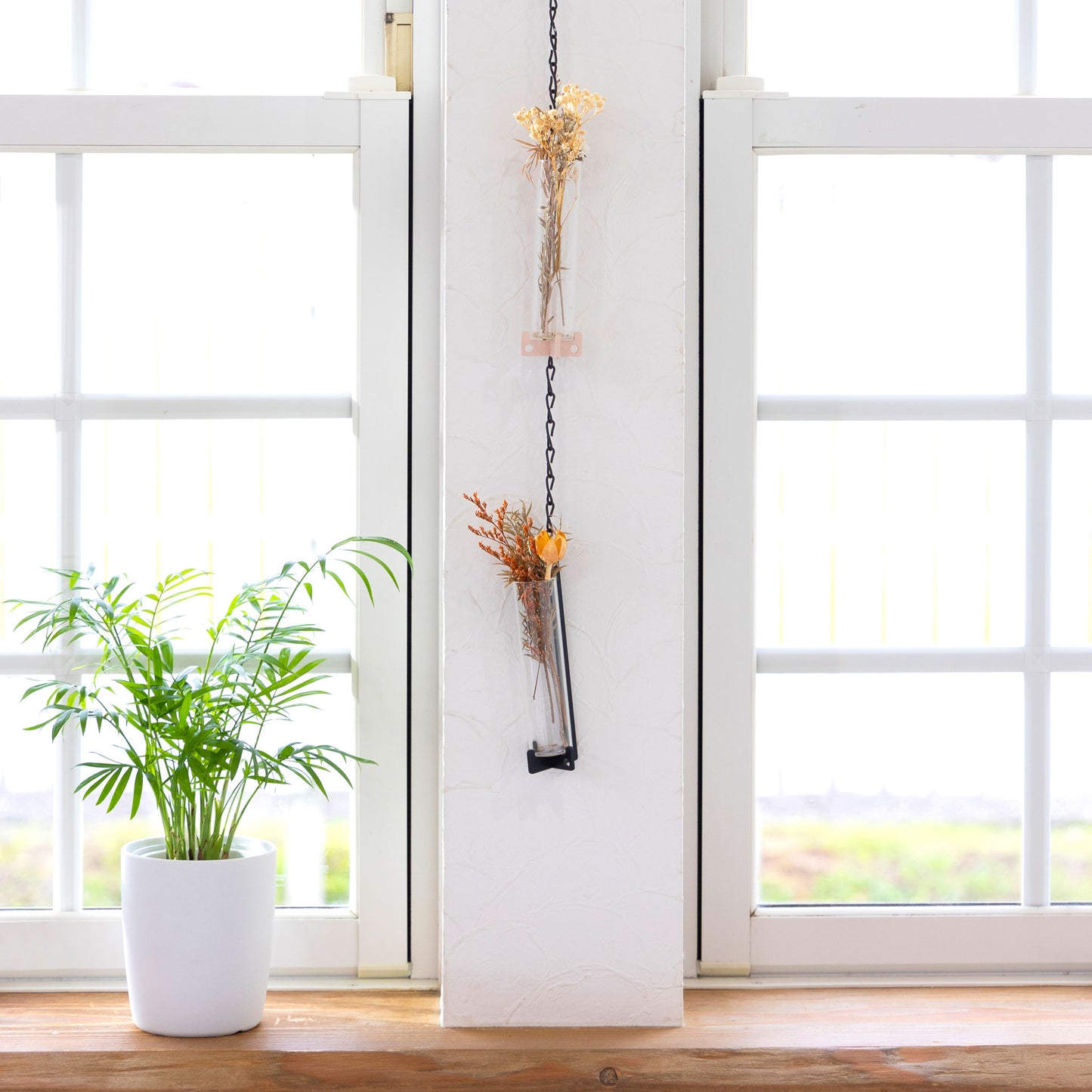 Flower vase link