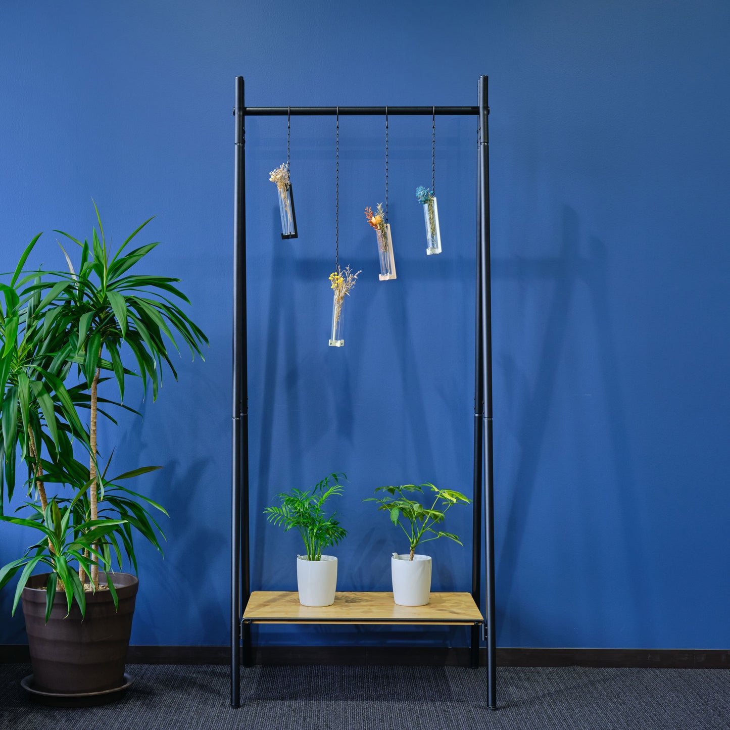 Shelf board